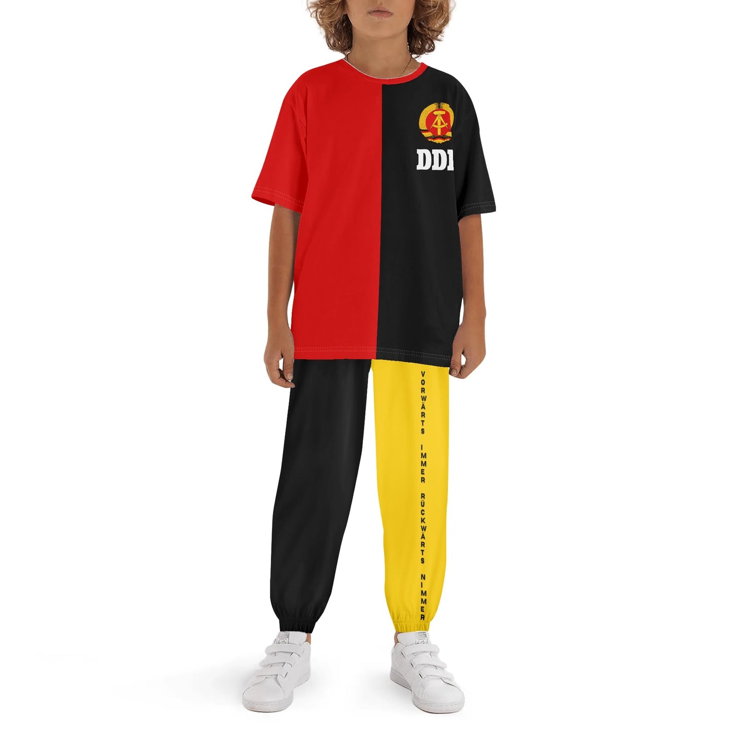 DDR Kinder Schlafanzug mit Wappen & Spruch