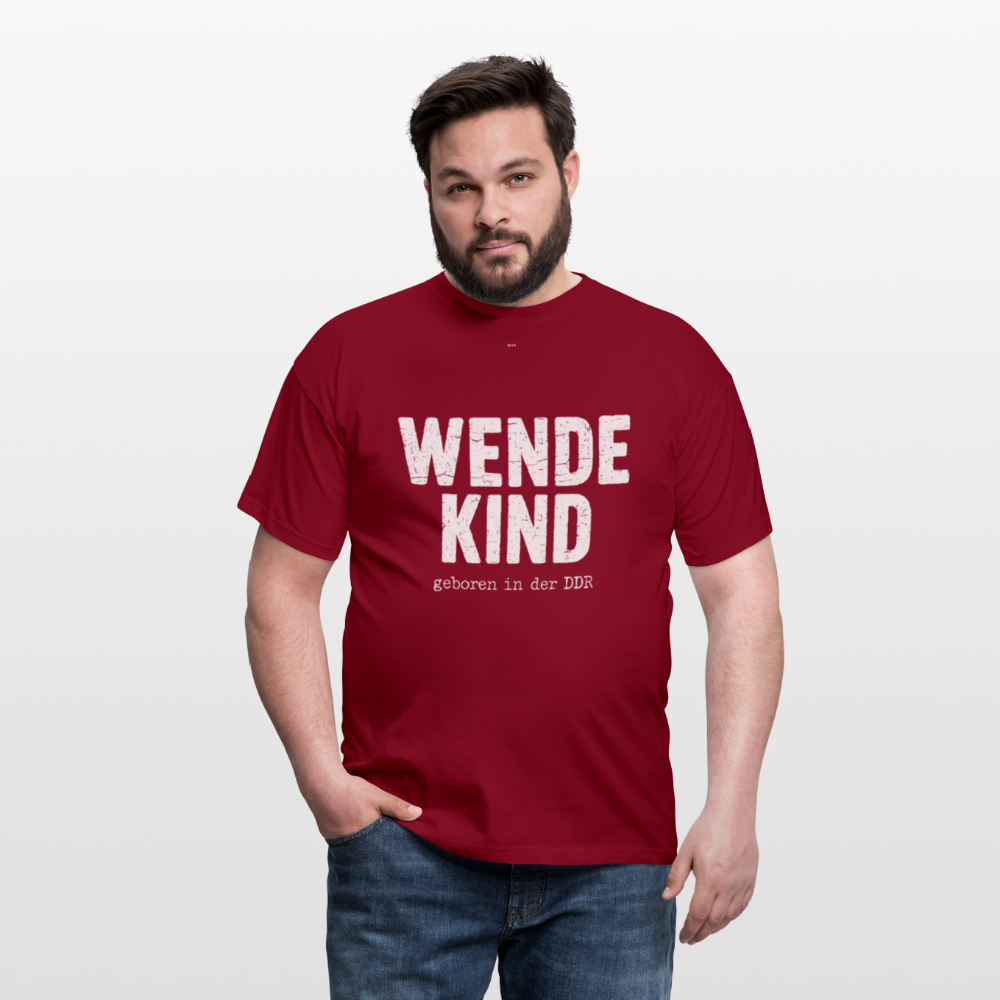 WENDEKIND – Geboren in der DDR | Statement T-Shirt (Unisex) - brick red