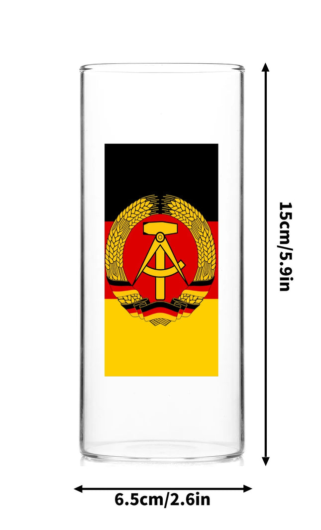 DDR-Glas mit Staatswappen