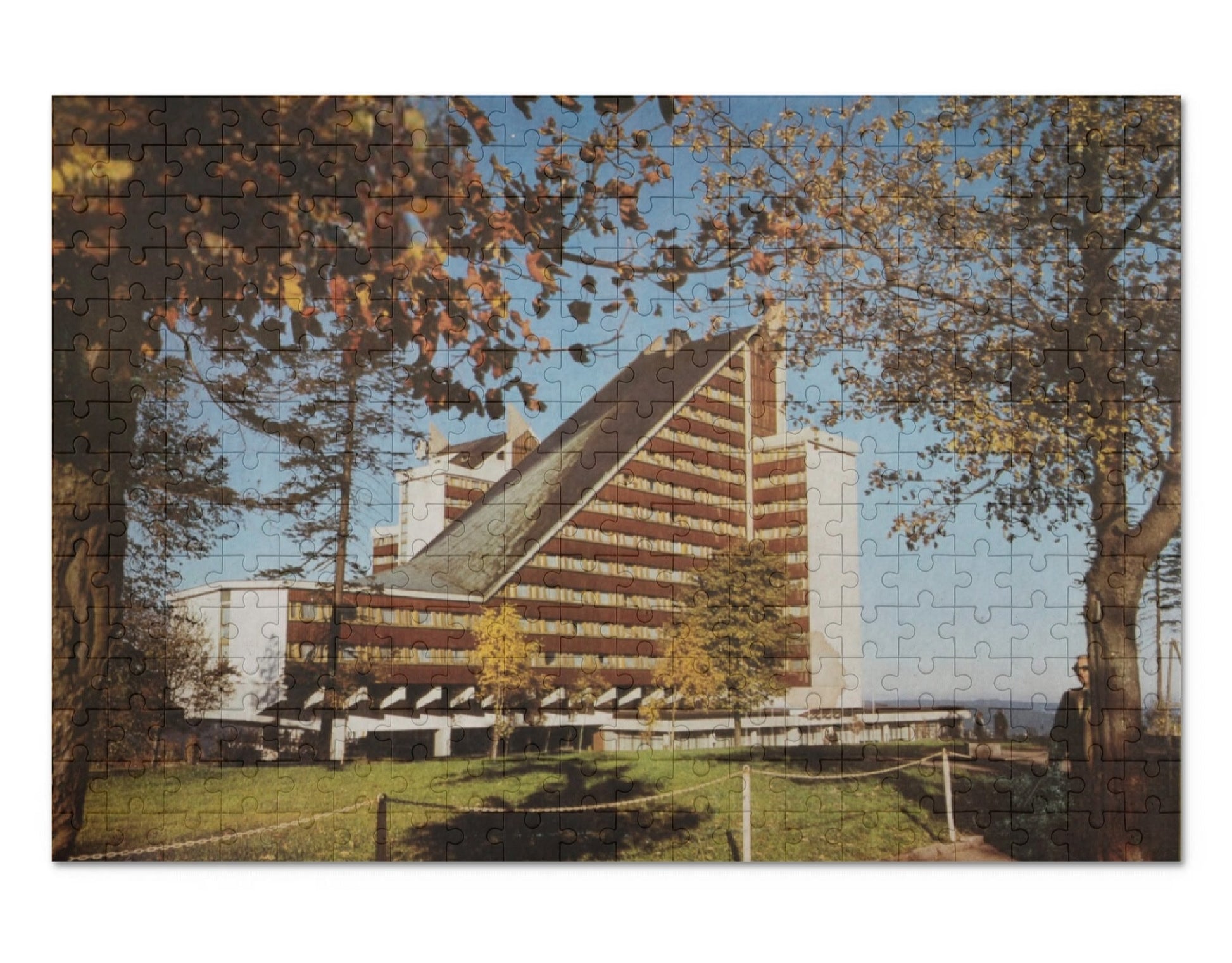 DDR Puzzle – FDGB Erholungsheim Berghotel Oberhof – 300 Teile Nostalgie