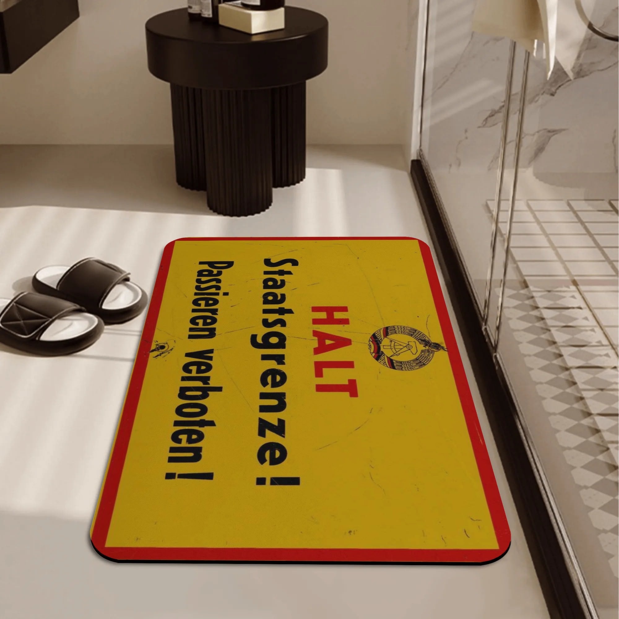 DDR Grenzschild Badvorleger – Diatom Matte „HALT Staatsgrenze!“