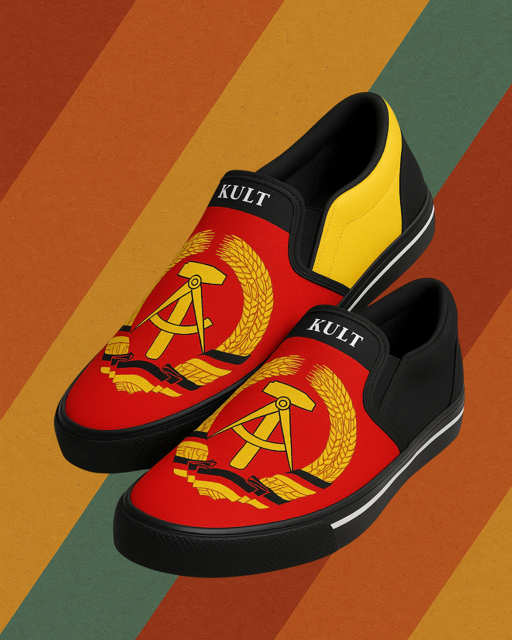 DDR Schuhe mit Wappen