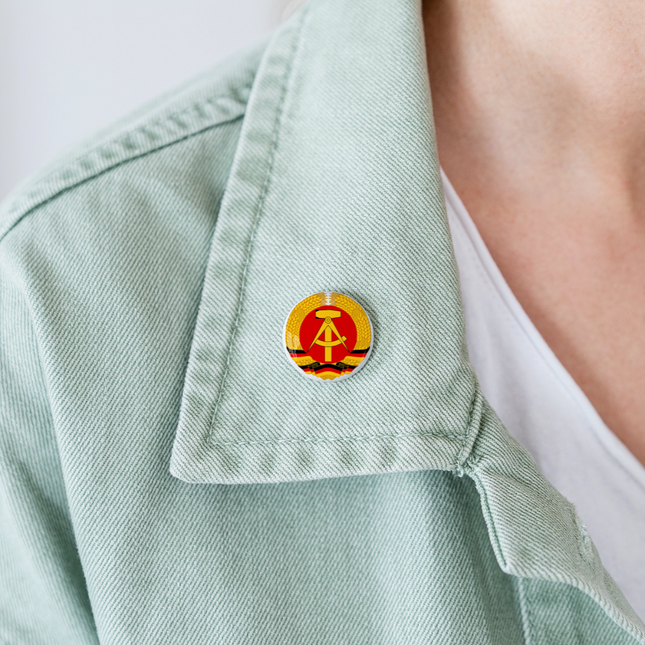 DDR ANSTECKER - Weiß