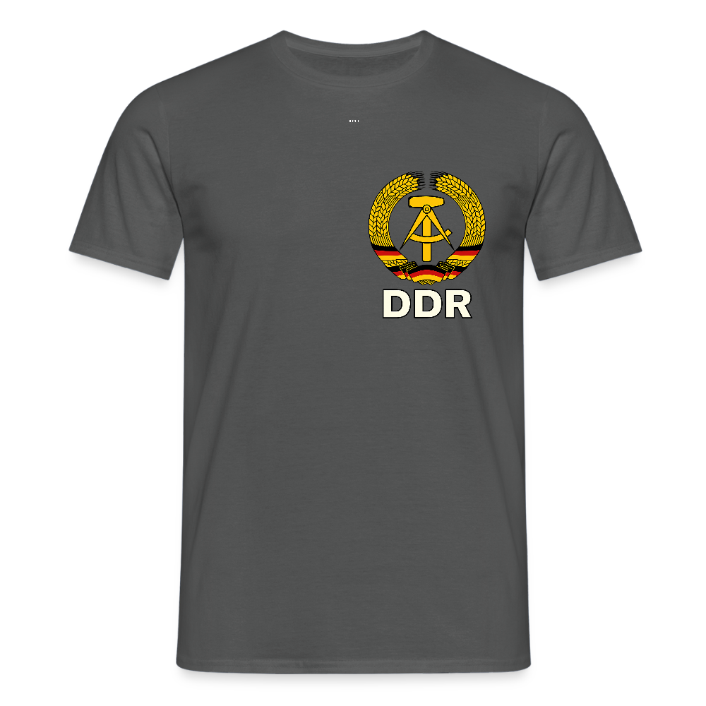 DDR Shirt mit Flagge | Ostdeutsche Identität auf der Brust (Unisex) - charcoal grey