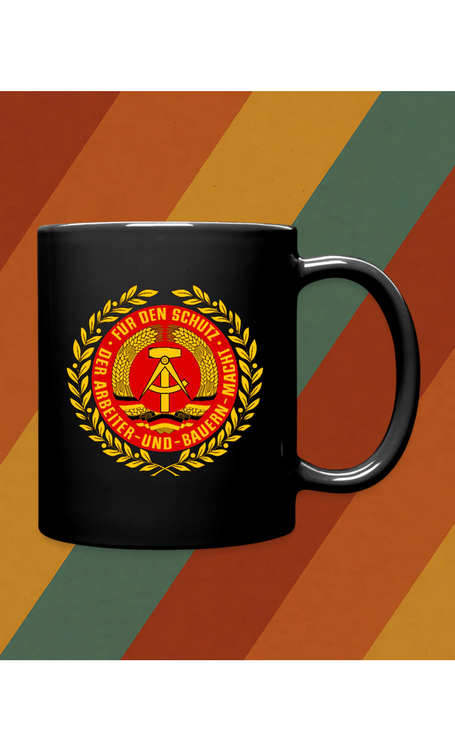 Tasse Arbeiter-und-Bauern-Macht – Klare Haltung. Klares Design.