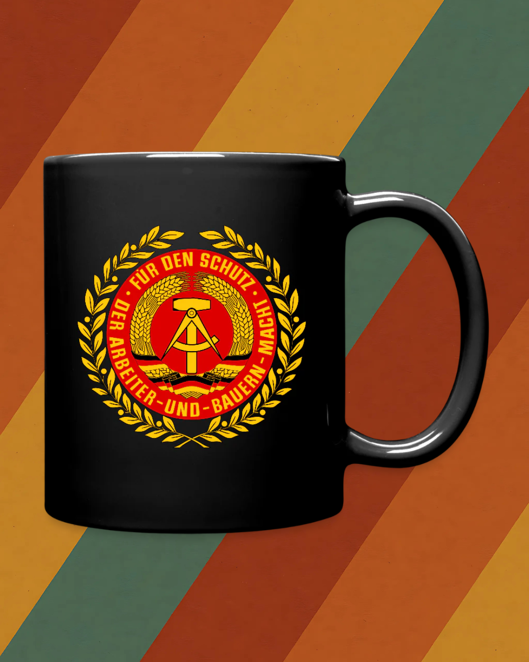 Tasse Arbeiter-und-Bauern-Macht – Klare Haltung. Klares Design.