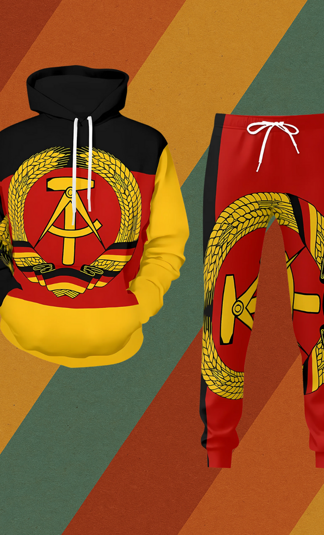 DDR Trainingsanzug – Komplett im DDR-Flaggen-Design