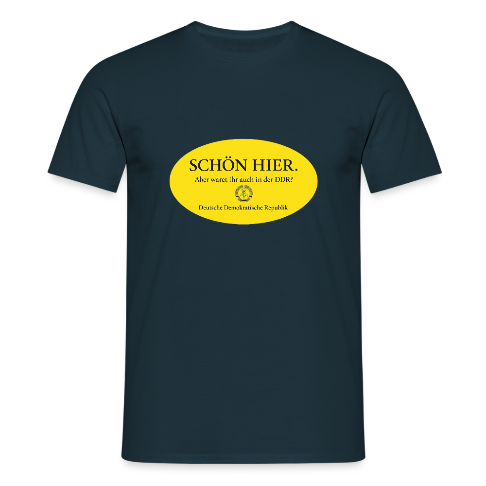 Der Schön hier – Kult-Sticker auf T-Shirt - navy