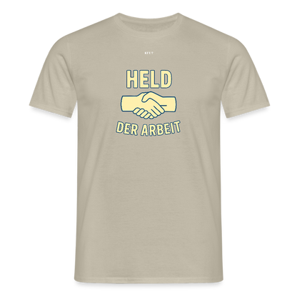 Held der Arbeit – DDR-Ehrentitel zum Anziehen (Unisex Shirt) - sand beige