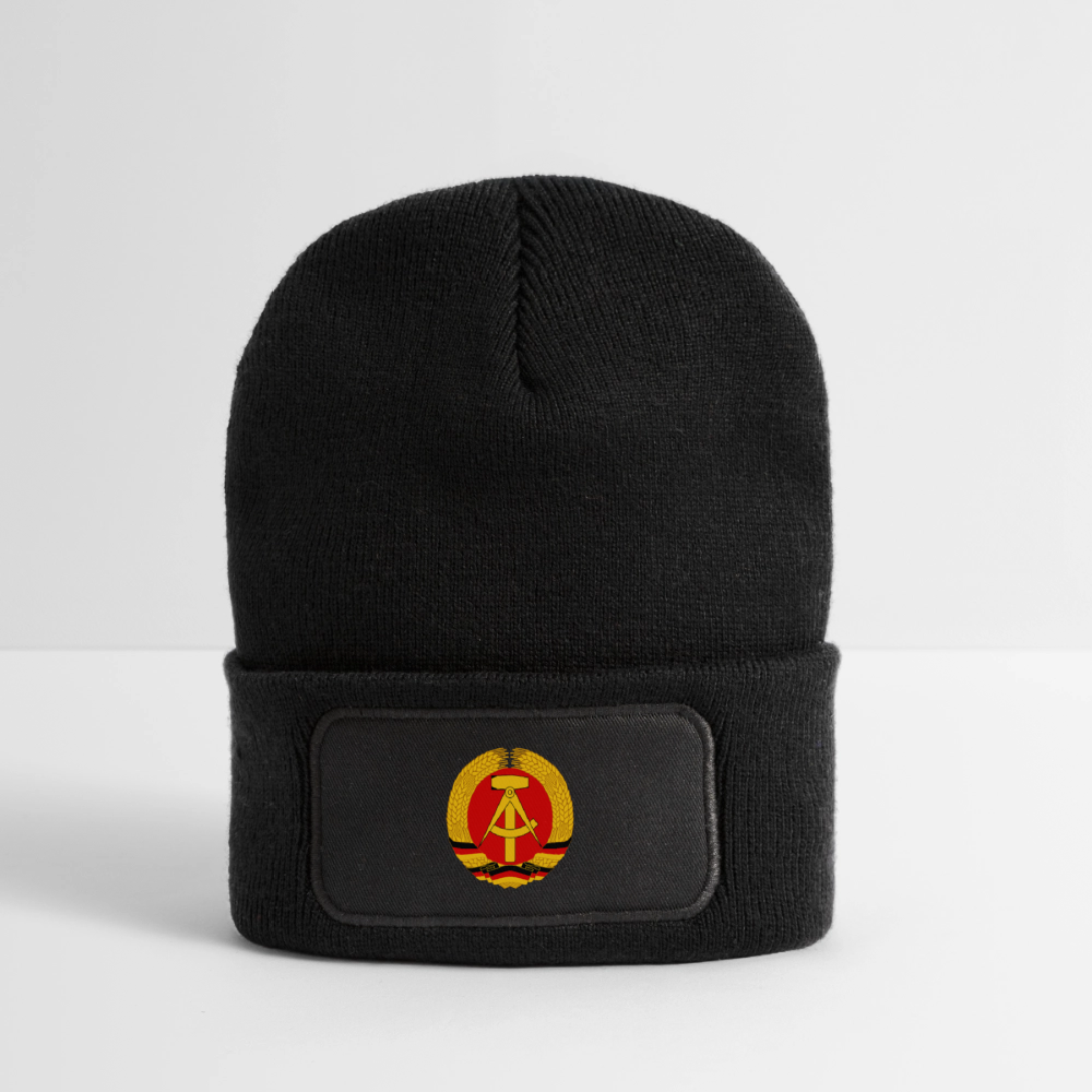 DDR 1 Recycelte Patch Beanie - Schwarz