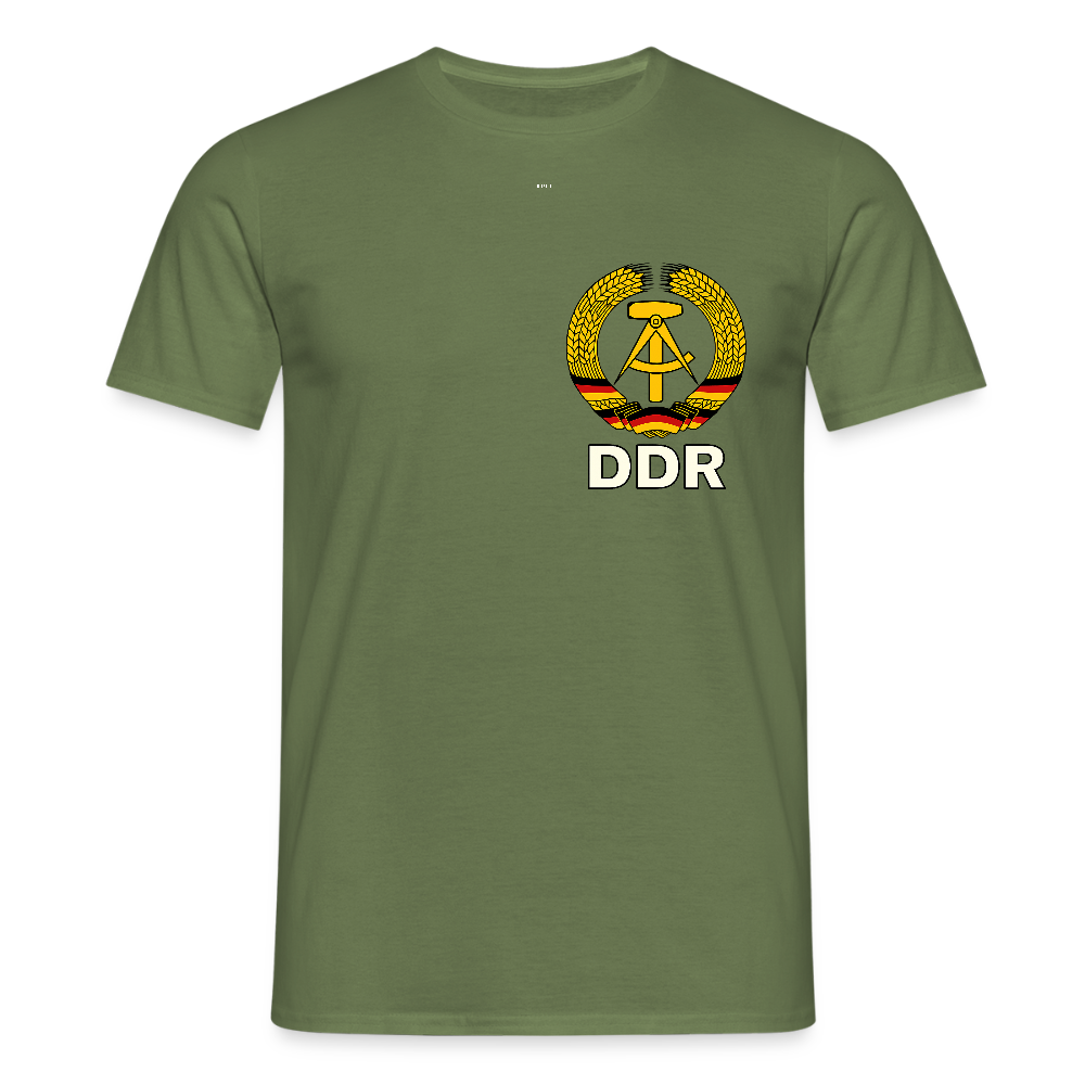 DDR Shirt mit Flagge | Ostdeutsche Identität auf der Brust (Unisex) - military green