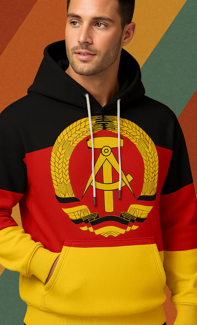 DDR Hoodie mit Flagge
