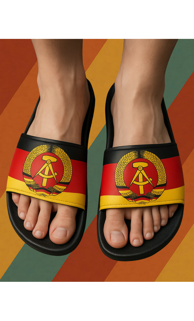 DDR Badeschlappen mit Wappen