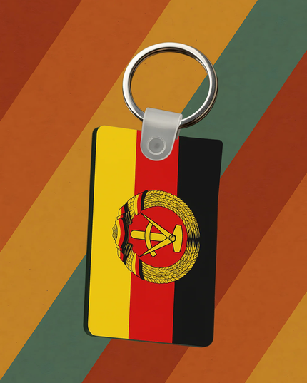 DDR Schlüsselanhänger – Jungpioniere & Flagge auf beiden Seiten
