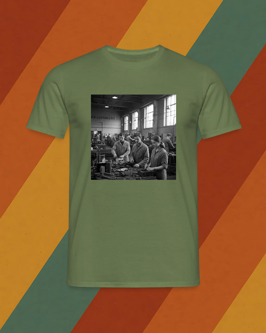 DDR T-Shirt – VEB Elektrogeräte Werkstattfoto