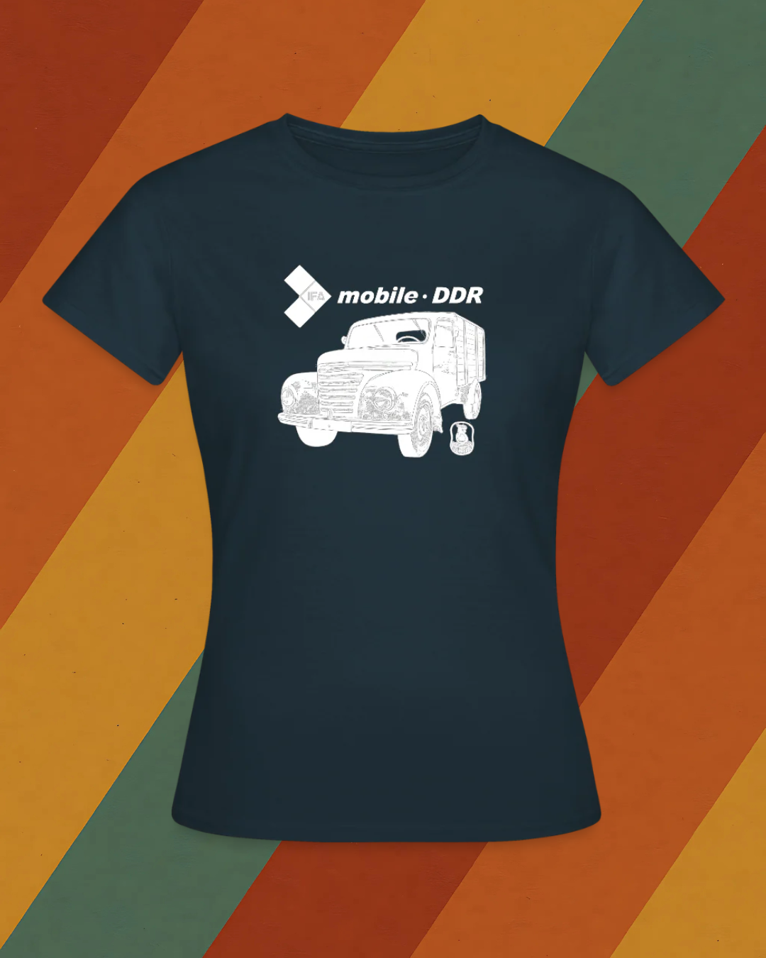 IFA Mobile DDR Damen T-Shirt mit Oldtimer-LKW Motiv aus der ostdeutschen Nutzfahrzeuggeschichte