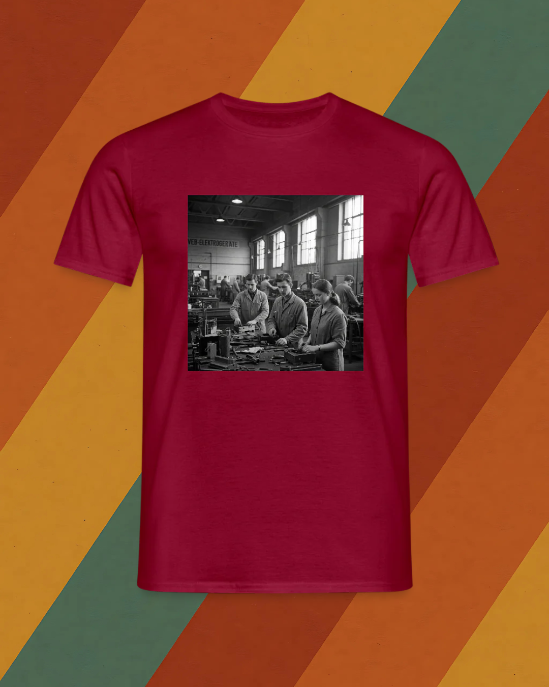 DDR T-Shirt – VEB Elektrogeräte Werkstattfoto