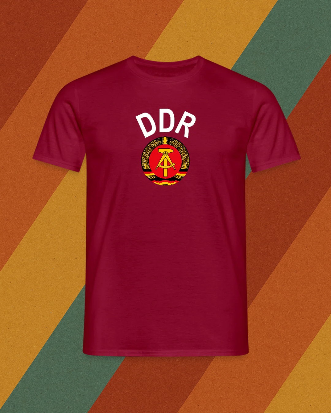 DDR Herren T-Shirt mit Staatswappen – Ostdeutscher Stolz auf Stoff
