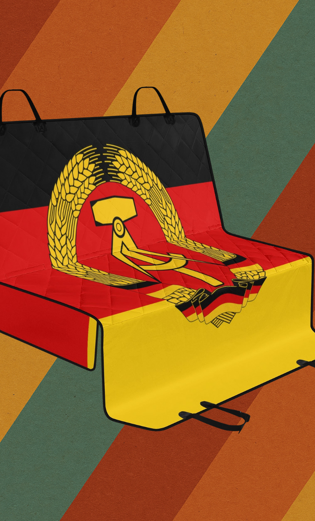 DDR Autoschutzdecke für Hunde mit Fahne