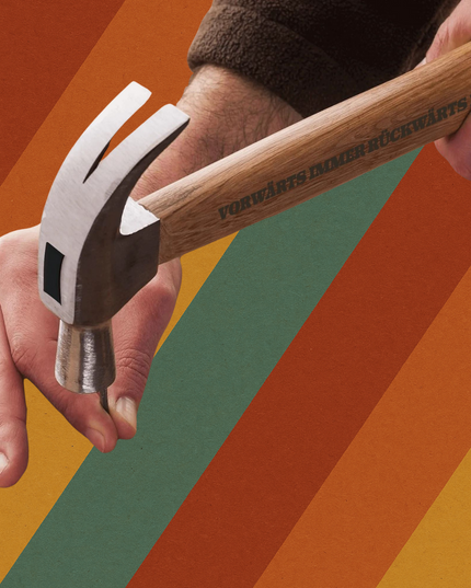 DDR Hammer Vorwärts Immer Gravur