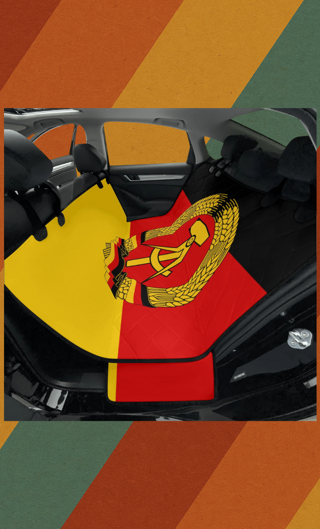 DDR Autoschutzdecke für Hunde mit Fahne