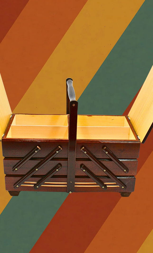 Omas Nähkästchen - Echt Eiche, 7 Fächer & für die Ewigkeit