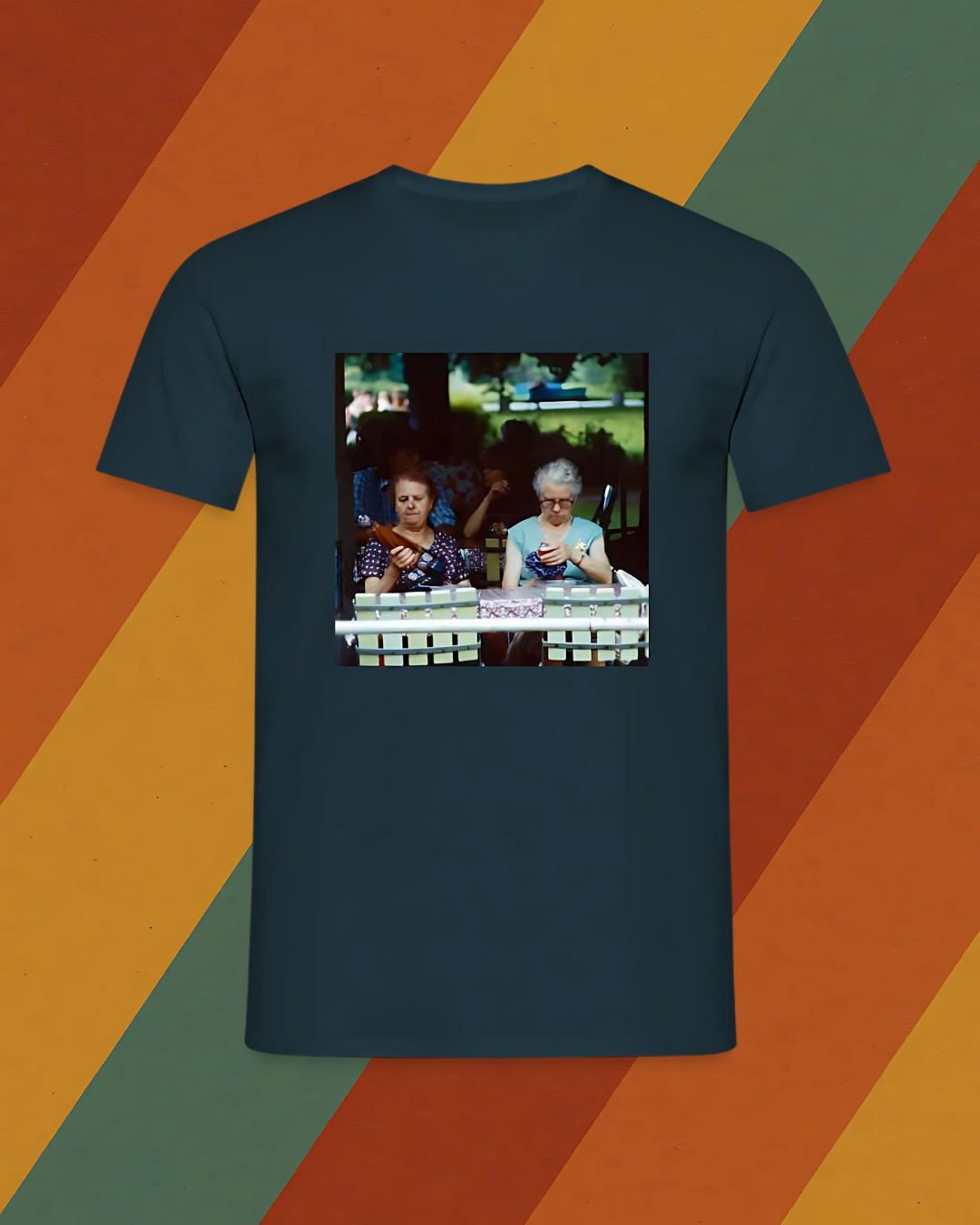 DDR Rentnerinnen T-Shirt – Kaffee, Kuchen, klare Haltung