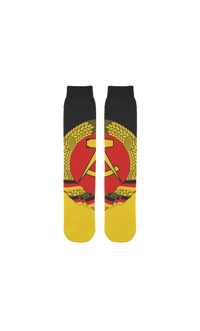 🏢 DDR Socken mit Flagge – bequem, bunt, unübersehbar