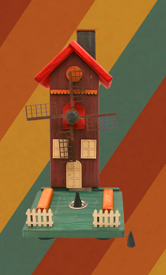 Räucherhaus Windmühle – XL Holzkunst