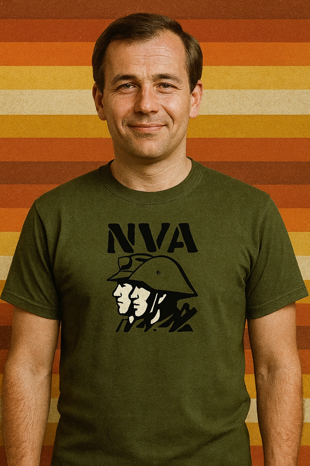 NVA T-Shirt – DDR Soldatenmotiv in Olivgrün