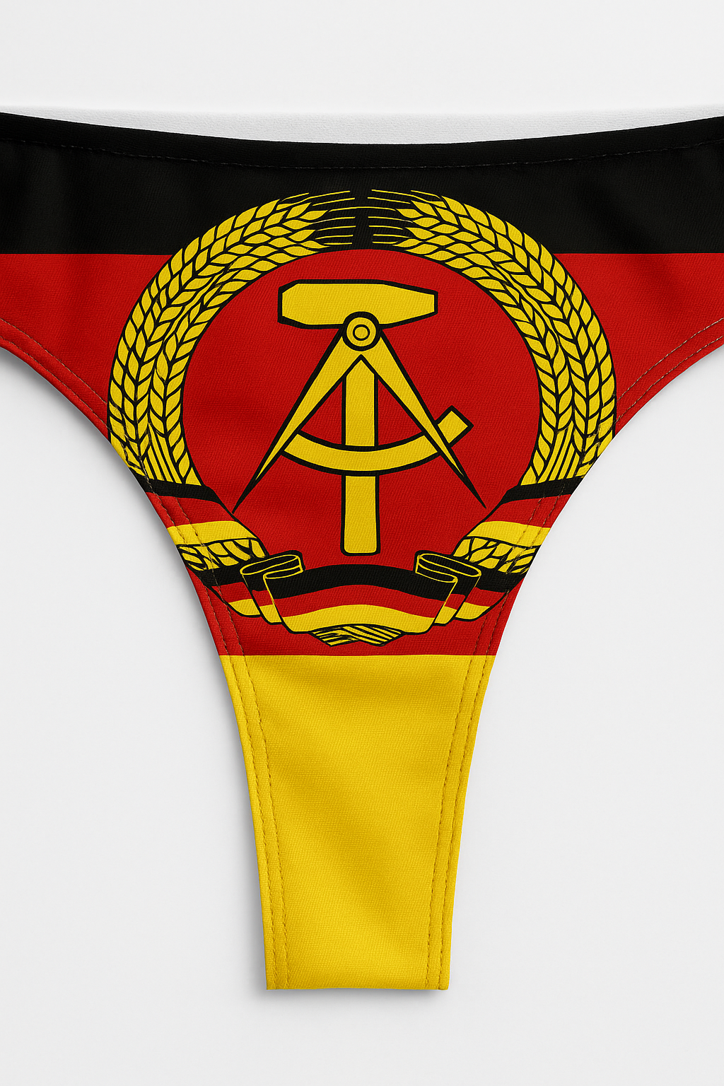 DDR Damen-Tanga – Retro-String mit All-Over Flaggen-Design (Polyester)