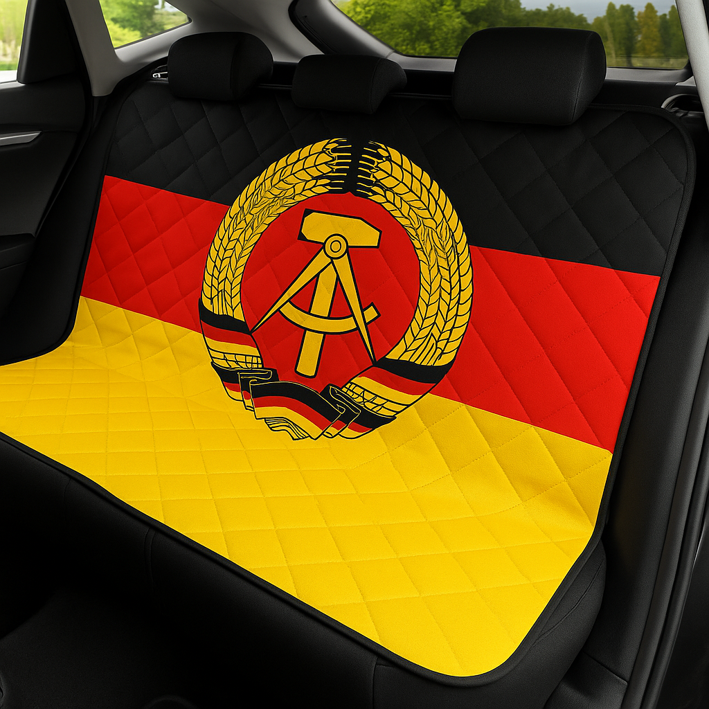 DDR Autoschutzdecke für Hunde mit Fahne