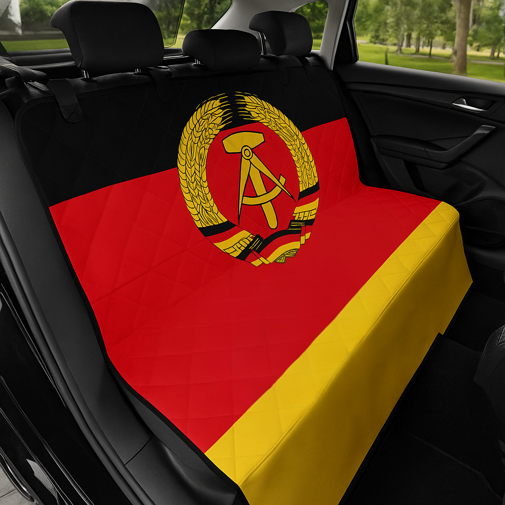 DDR Autoschutzdecke für Hunde mit Fahne