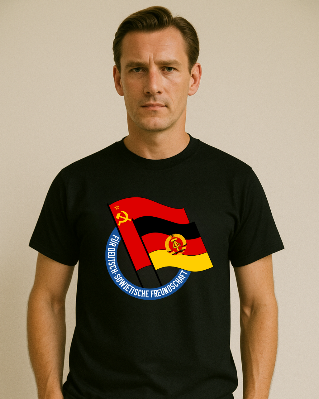 Männer T-DDR Freundschafts-Shirt mit Flaggenmotiv – Deutsch-sowjetische Solidarität