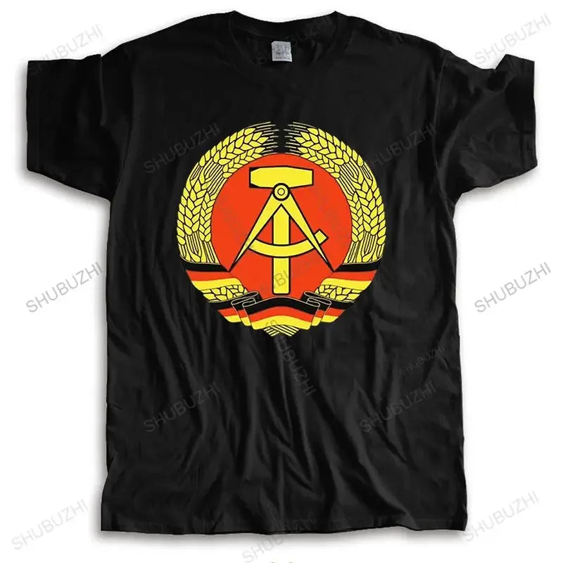 DDR Staatswappen T-Shirt Schwarz – Kultsymbol der Ostgeschichte