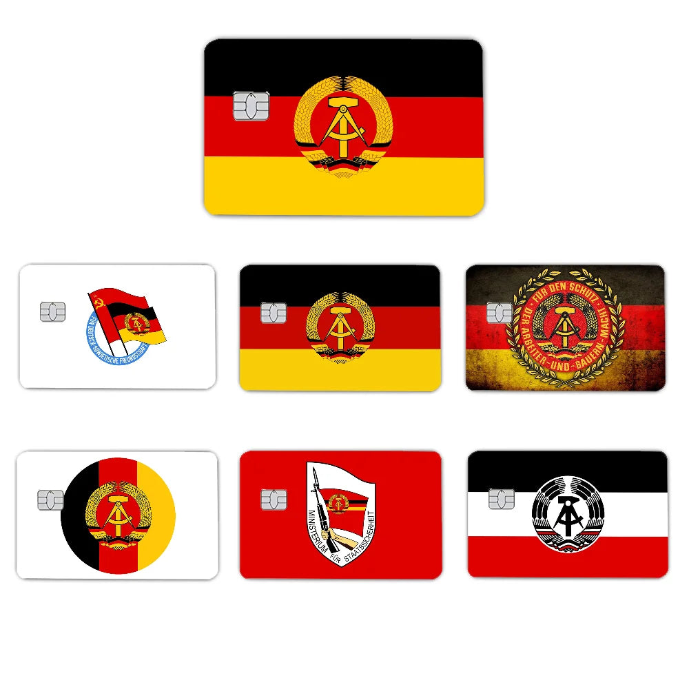 DDR Kartenhülle mit Wappen und Motiven der Deutschen Demokratischen Republik